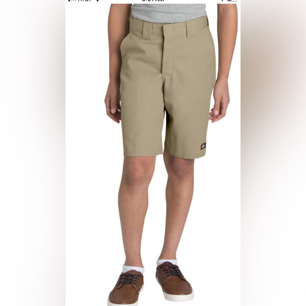 NWT Dickies Relax Fit Flex Waist Multi Use Pocket Shorts